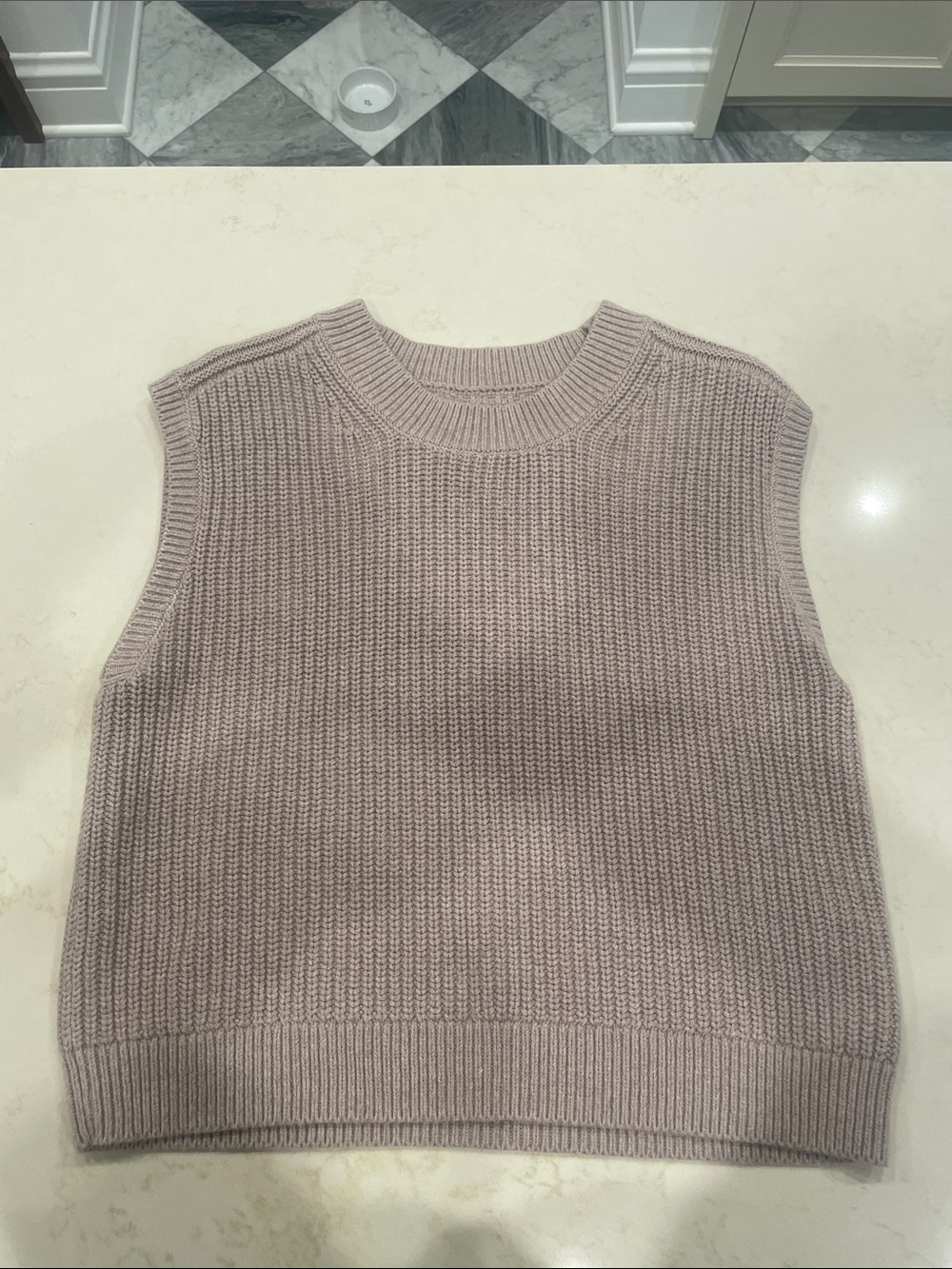 ABERCROMBIE Sleeveless Knit Sweater Vest - MEDIUM